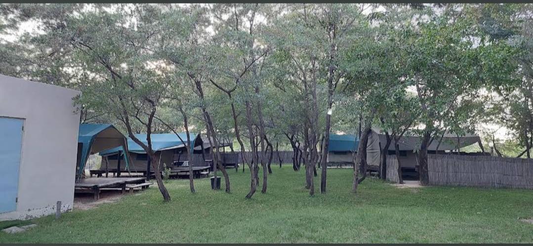 Camp Hogo Kavango Rundu Exterior photo